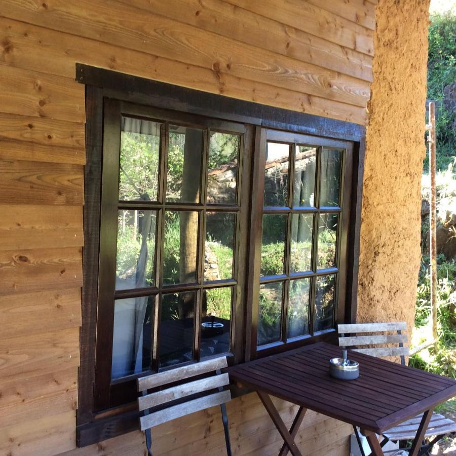Unique Tiny House with Natural Building Techniques Figueiro Dos Vinhos Extérieur photo